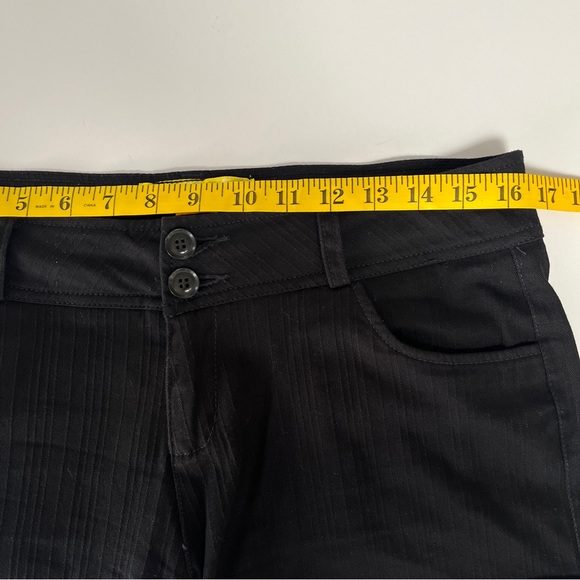 Hollister Shorts, Black Cotton, EUC, XL - Picture 8 of 12